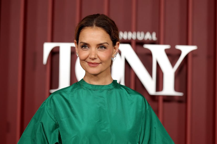 Katie Holmes returns to stage in San Diego ‘Hedda Gabler’