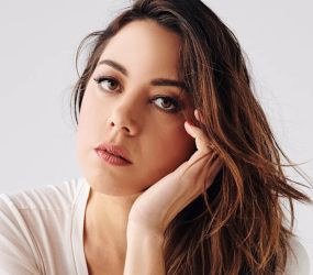 Aubrey Plaza returns to New York stage
