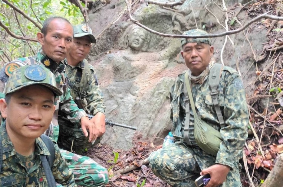 Mushroom Hunters Stumble Upon Mysterious Stone Sculpture in Thai Forest