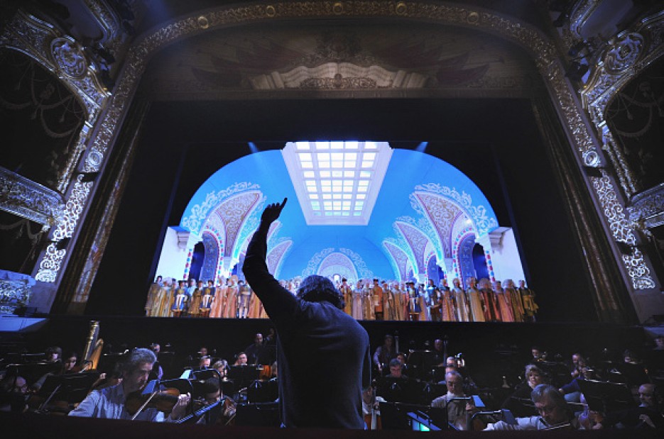 TOPSHOT-RUSSIA-ENTERTAINMENT-OPERA-BOLSHOI